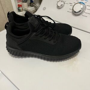 Men's Black Non Slip Shoes, Mesh